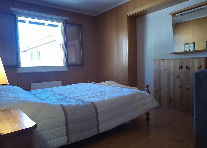 公寓 Bambi, Spacieux, Jardin, Cheminee, Kids & Pets Friendly Grimisuat