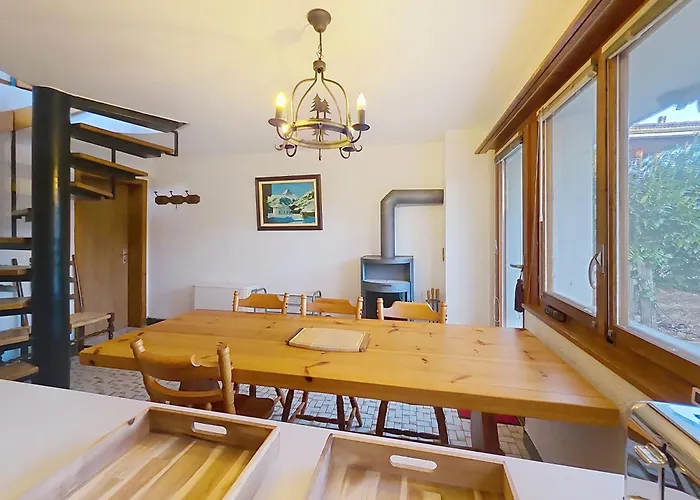 Bambi, Spacieux, Jardin, Cheminee, Kids & Pets Friendly Apartment Grimisuat